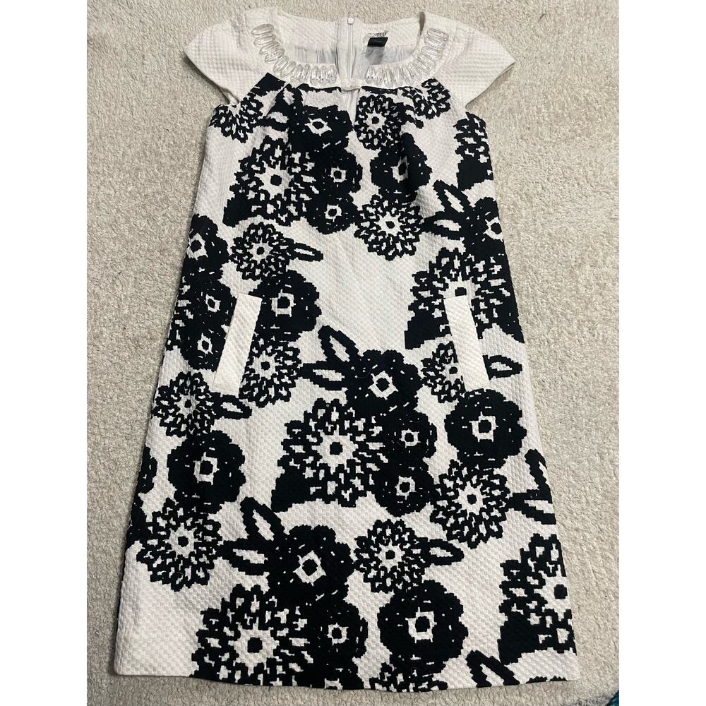 Mac & Jac Womens Size 4 Sleeveless Floral Rhinestone Neckline Dress Black White